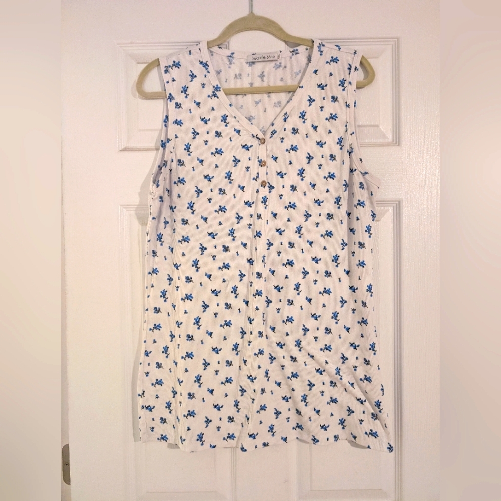 Sleeveless top